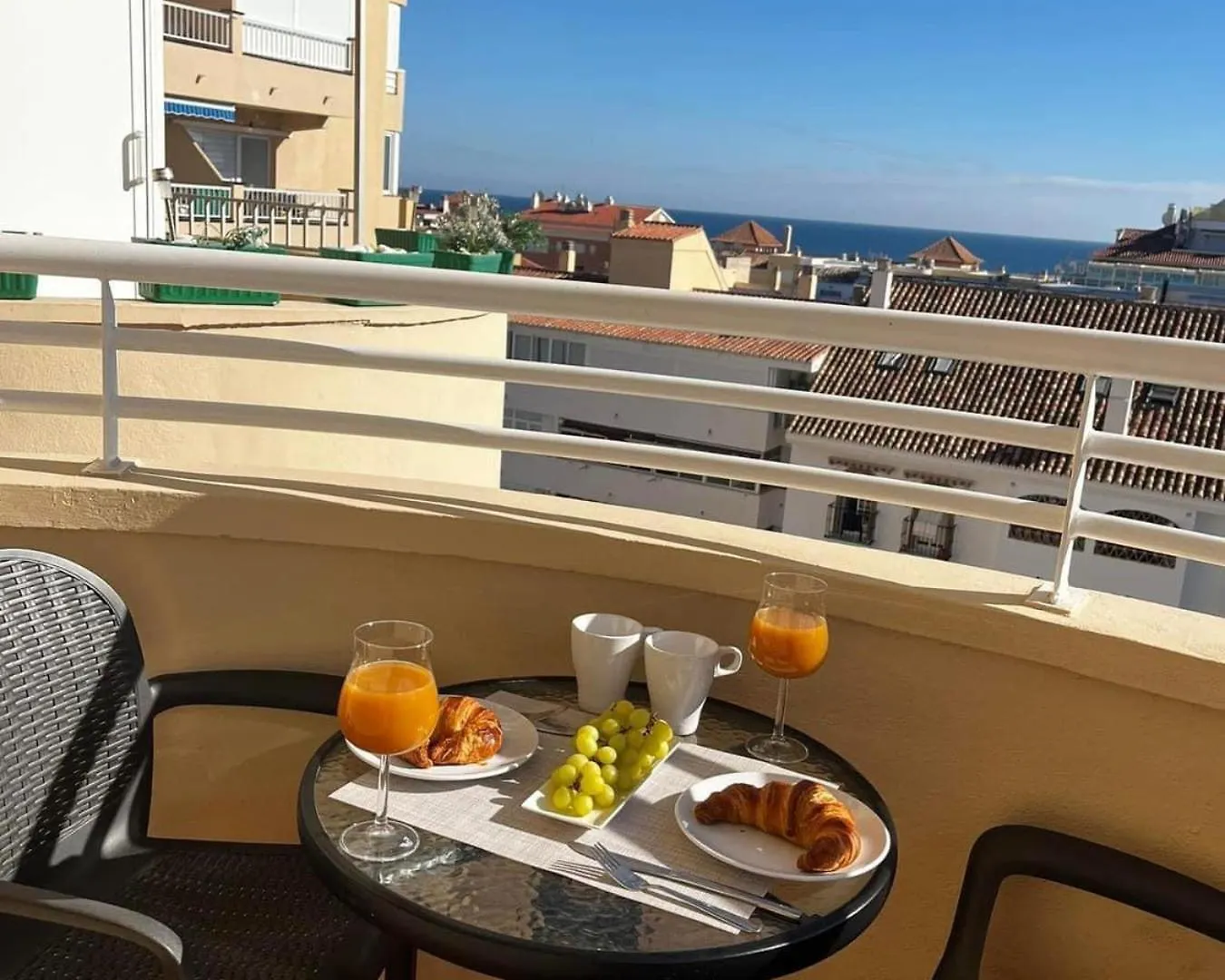 Apartment Apartamento Luxury En Fuengirola Spain